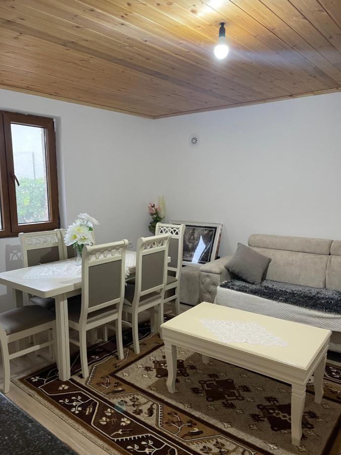 Guesthouse Kevin Kukes Ngoại thất bức ảnh