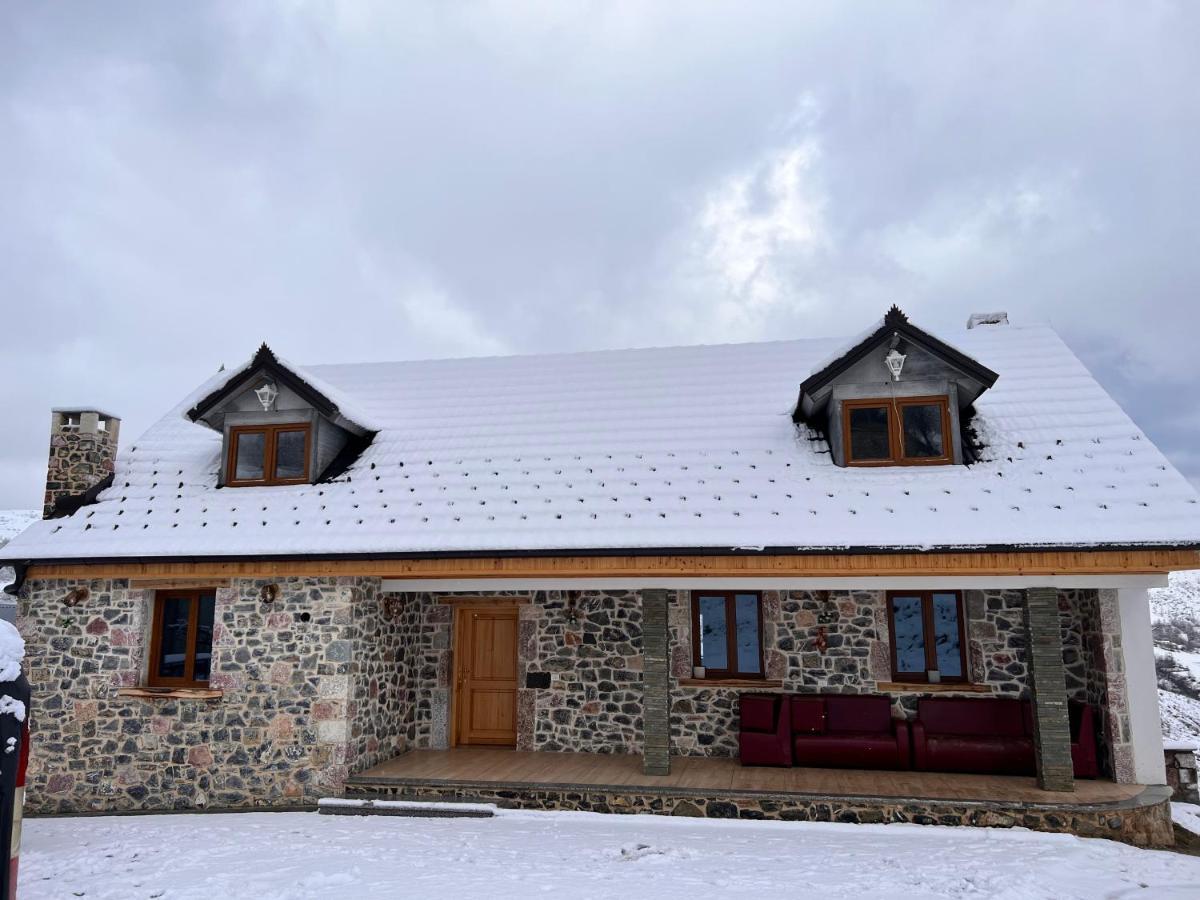 Guesthouse Kevin Kukes Ngoại thất bức ảnh
